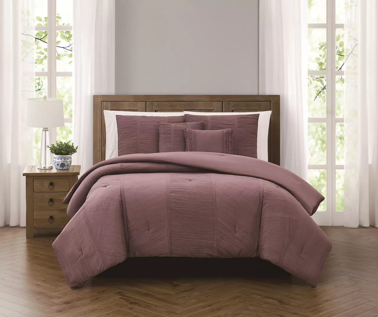 Broyhill Purple Crinkle 5-Piece Comforter Set 1 Broyhill Purple Crinkle 5-Piece Comforter Set