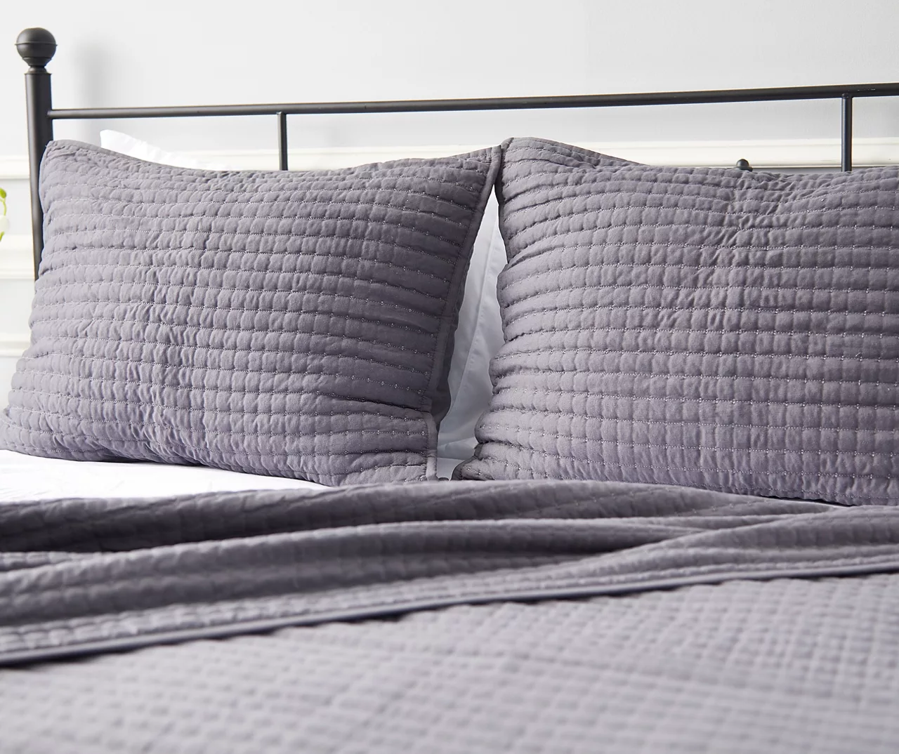 Pebbled 3-Piece Quilt Set 10 Pebbled 3-Piece Quilt Set - Image 10