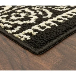 Broyhill Black & White Ornate Fascination Accent Rug -Home Furnishings Store 810557658 3