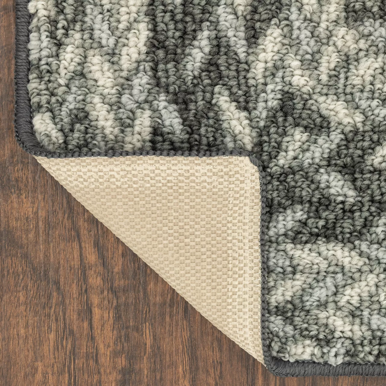 Broyhill Gray Braided Print Accent Rug 4 Broyhill Gray Braided Print Accent Rug - Image 4