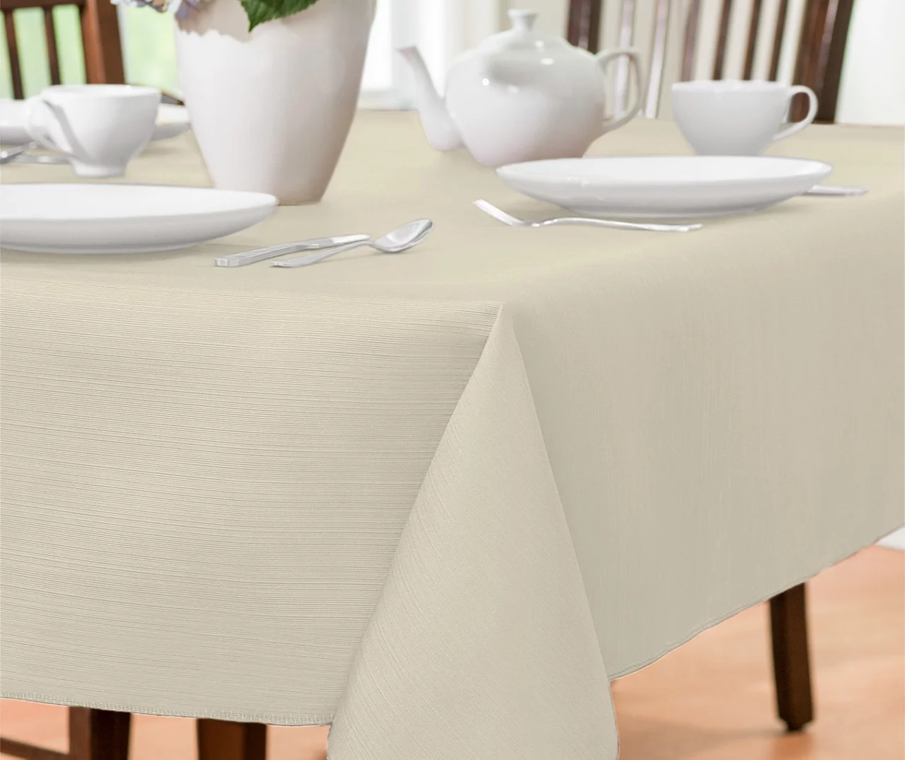 Broyhill Antique White Fabric Tablecloth 3 Broyhill Antique White Fabric Tablecloth - Image 3