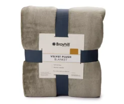Broyhill Velvet Plush Blanket -Home Furnishings Store 810575686 1