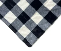 Black & White Buffalo Check Faux Fur King Comforter 8 Black & White Buffalo Check Faux Fur King Comforter -Home Furnishings Store 810617563 810617564 A8 3